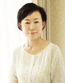  5/16（土）岩間裕子の香りの森スペシャル<br/>～香りに恋して～<br/>リンデンブロッサムの自然香水作り<br/>申込締切日：5/8